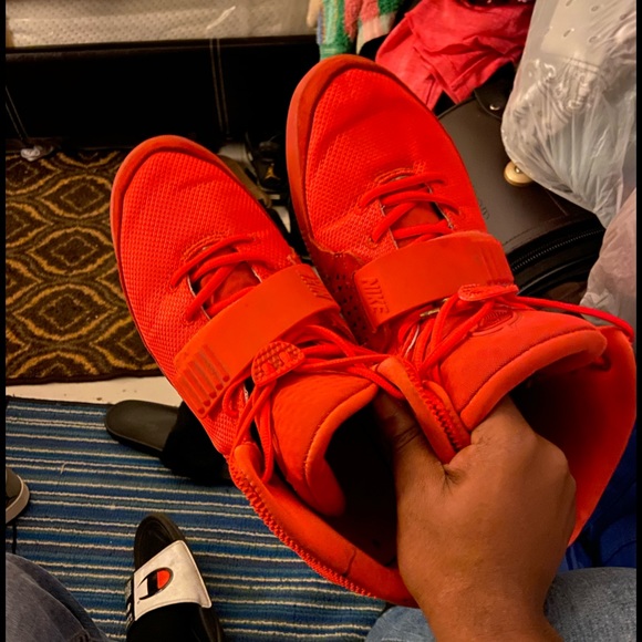 Red Nike Yeezy October’s - Picture 2 of 3